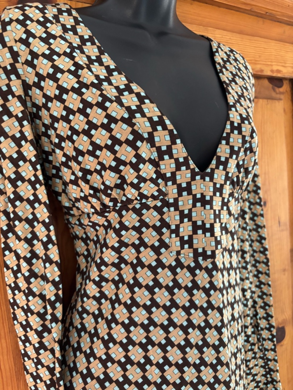 Anthropologie Herion bell sleeve print dress plunge neckline dress  XS / Sm 2 4